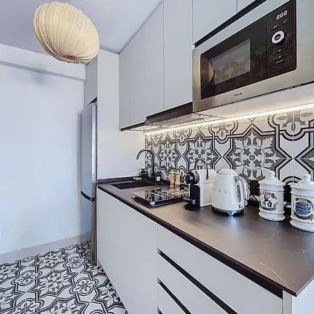 Regency Luxe דירה *